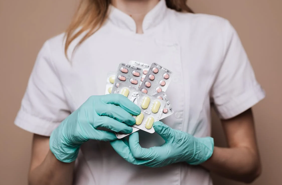 Nurse with medicine